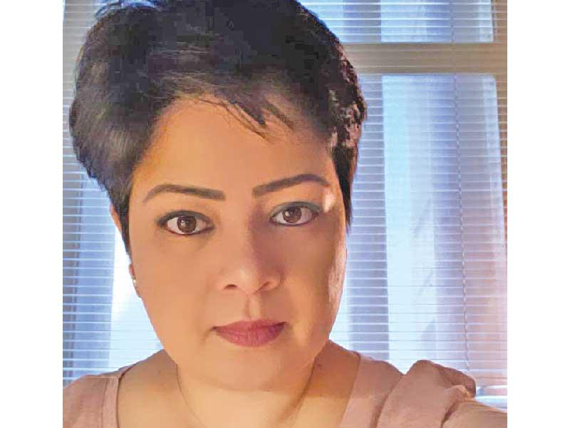 الروائية الكويتية ميس العثمان