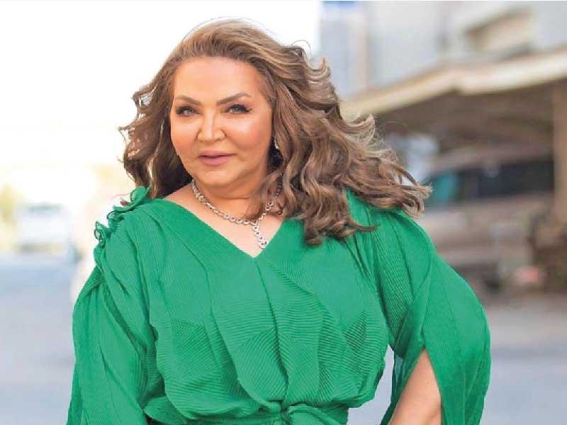 الفنانة طيف