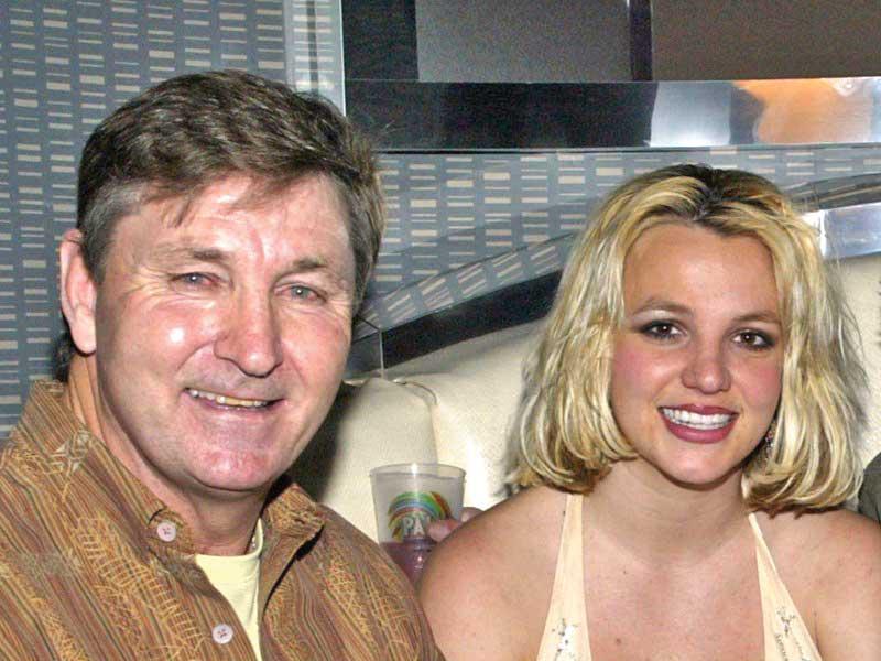 المغنية بريتني سبيرز ووالدها