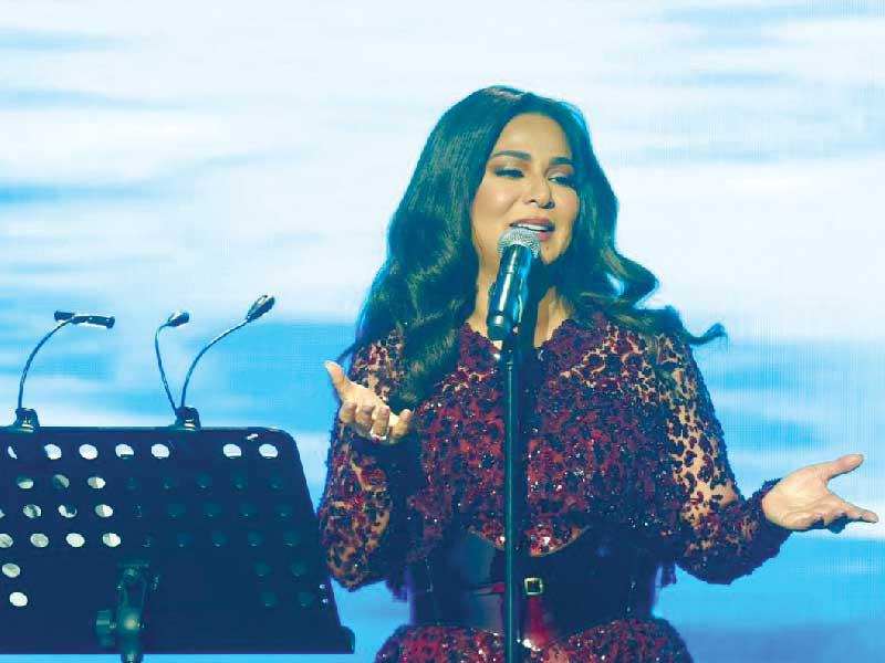 المطربة نوال 