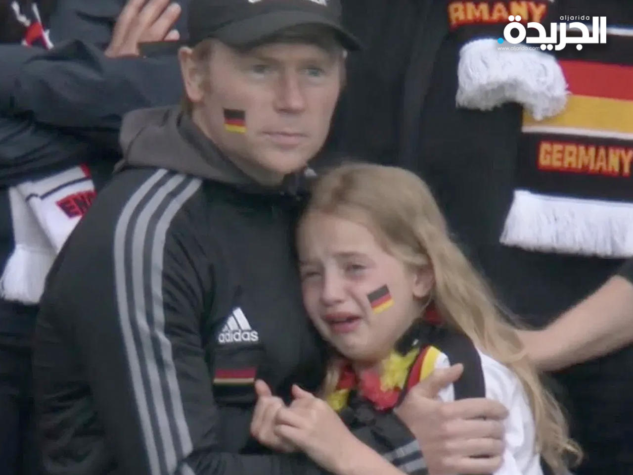 الفتاة الباكية