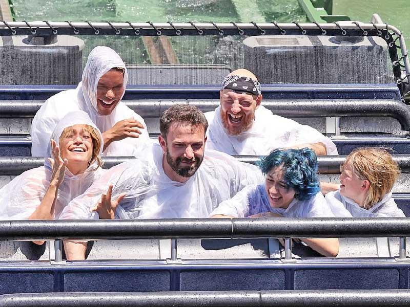 بن أفليك وجنيفر لوبيز وأولادهما