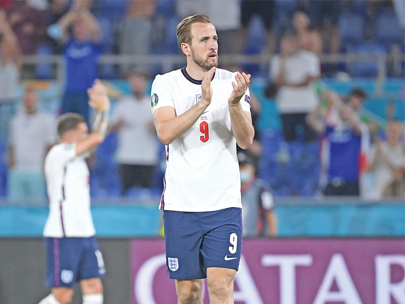 المهاجم الانكليزي هاري كين