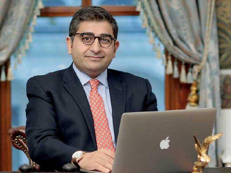 رجل الأعمال التركي سيزجين باران قرقماز