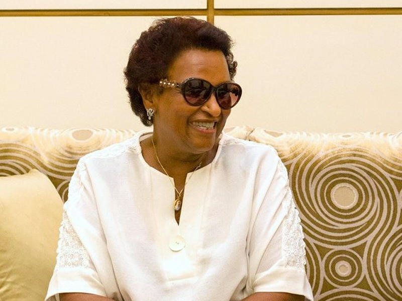  رئيسة مجلس إدارة النادي الشيخة نعيمة الأحمد