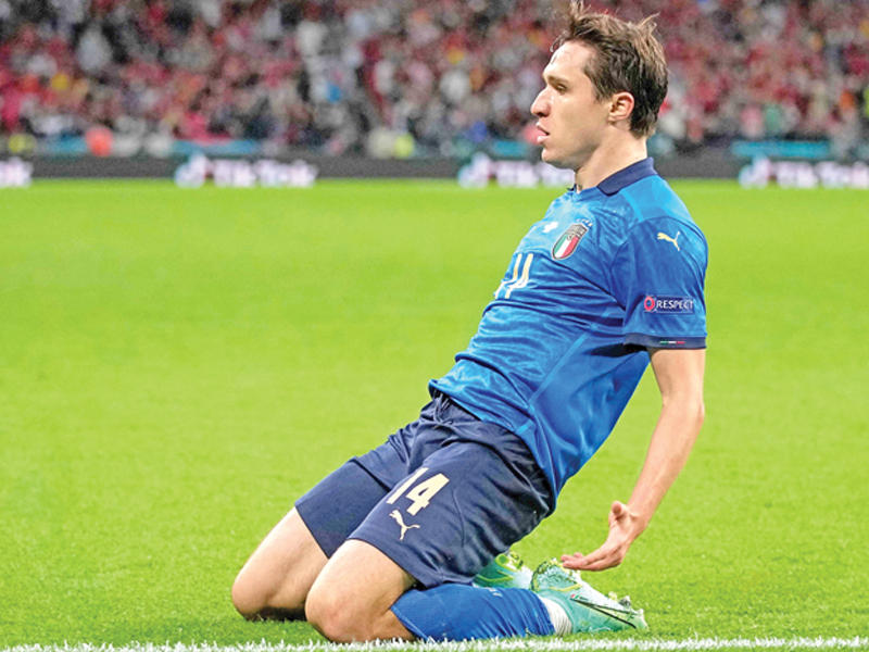 المهاجم الايطالي فيديريكو كييزا