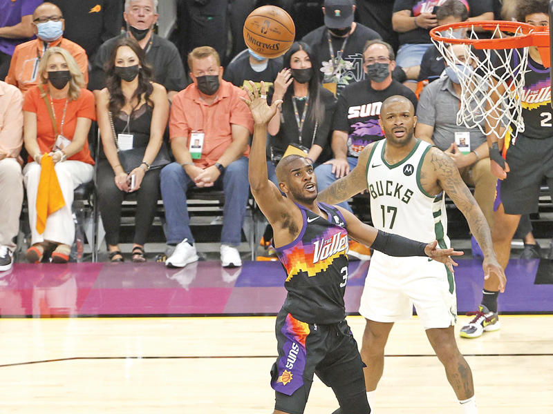 كريس بول خلال المباراة 