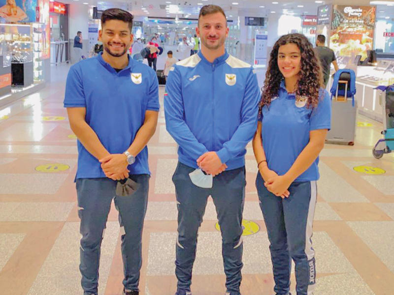 المدرب سيمون يتوسط قُلي ودشتي