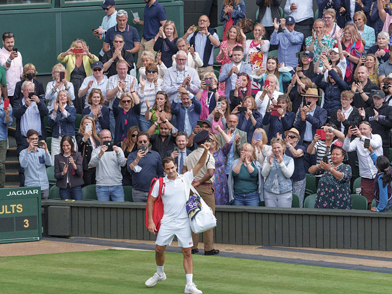 روجيه فيدرر يودع الجماهير