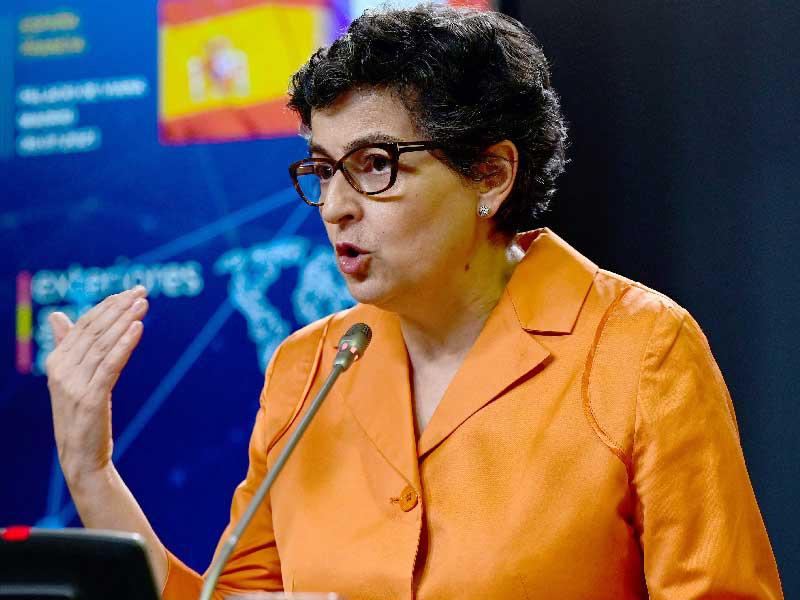  وزيرة الخارجية لأرانشا غونزاليس لايا