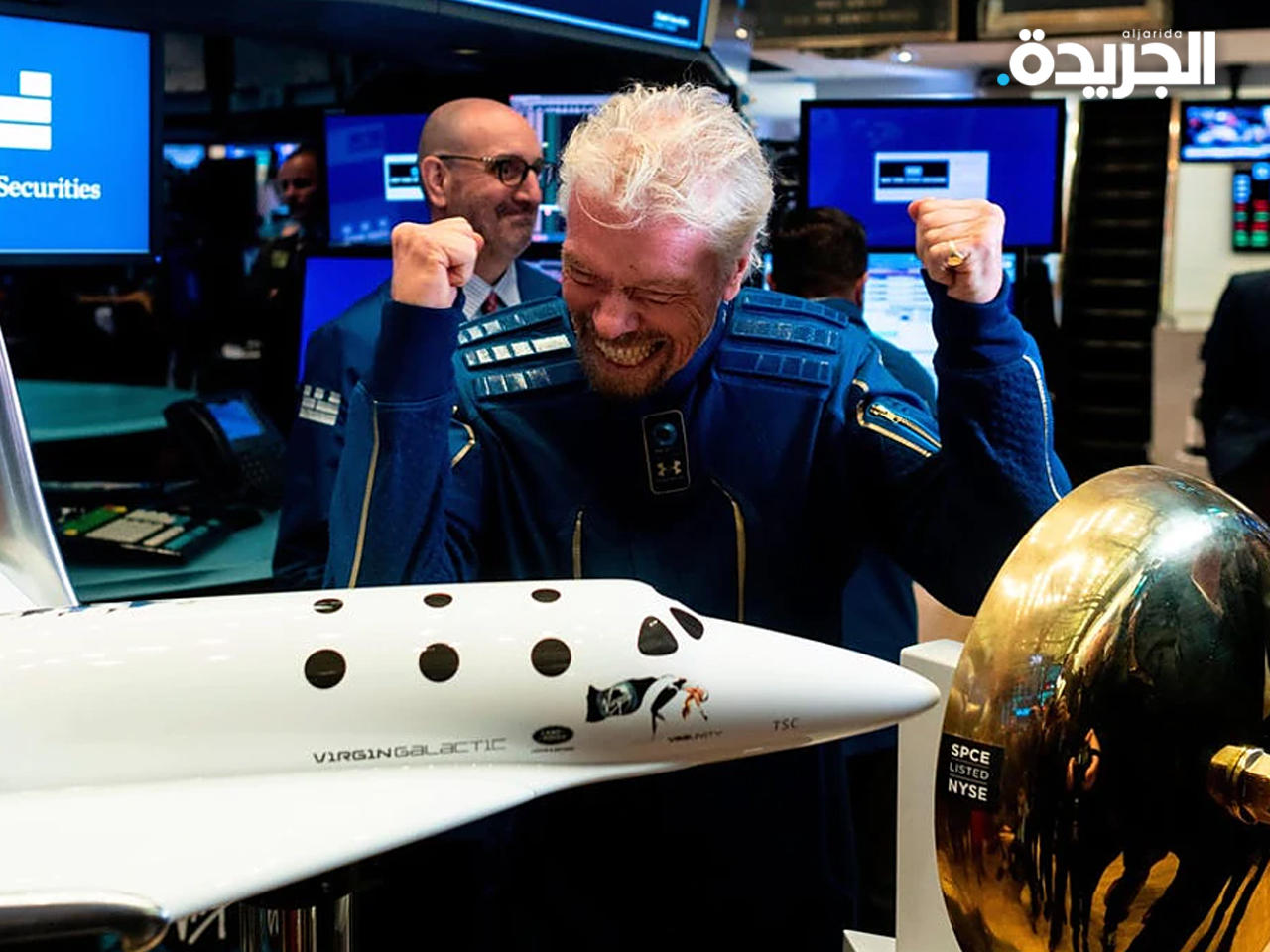 الملياردير البريطاني برانسون يطلق اليوم مركبته الفضائية الخاصة