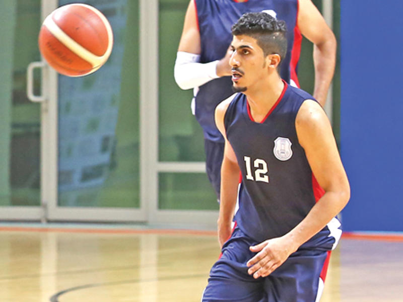  لاعب كرة السلة حسن أبورمية