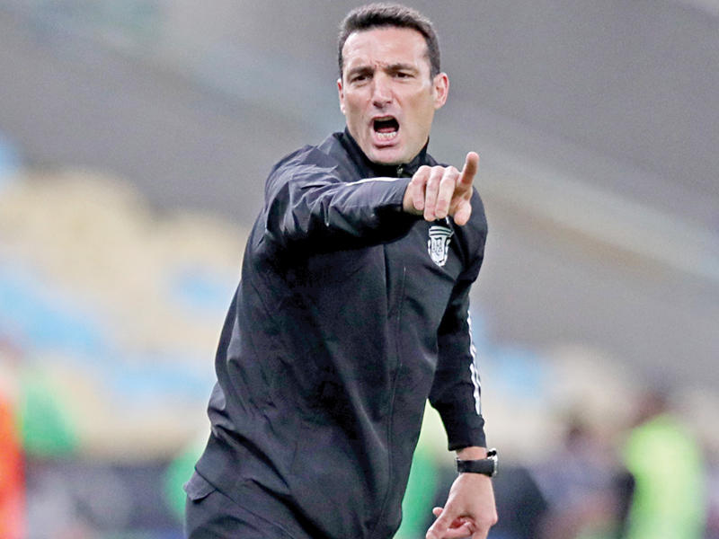 مدرب منتخب الأرجنتين  ليونيل سكالوني