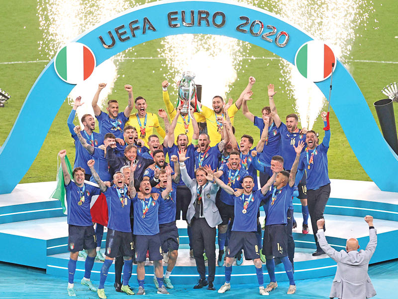 تتويج المنتخب الإيطالي بلقب يورو 2020