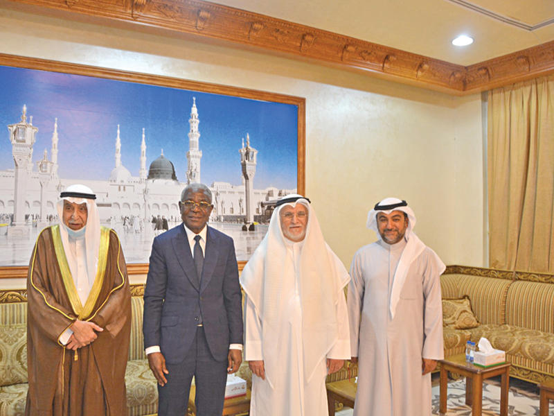 جانب من الزيارة