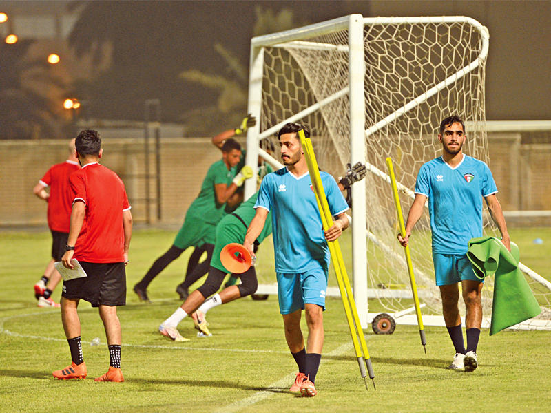 جانب من تدريبات المنتخب الأولمبي