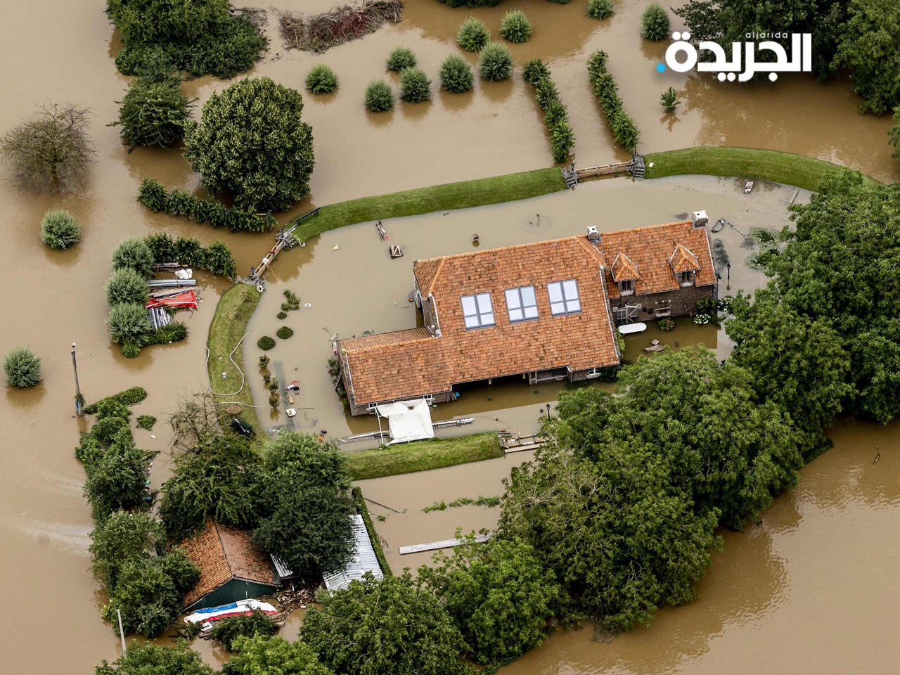 اجلاء 10 آلاف شخص من «فينلو» الهولندية بسبب الفيضانات