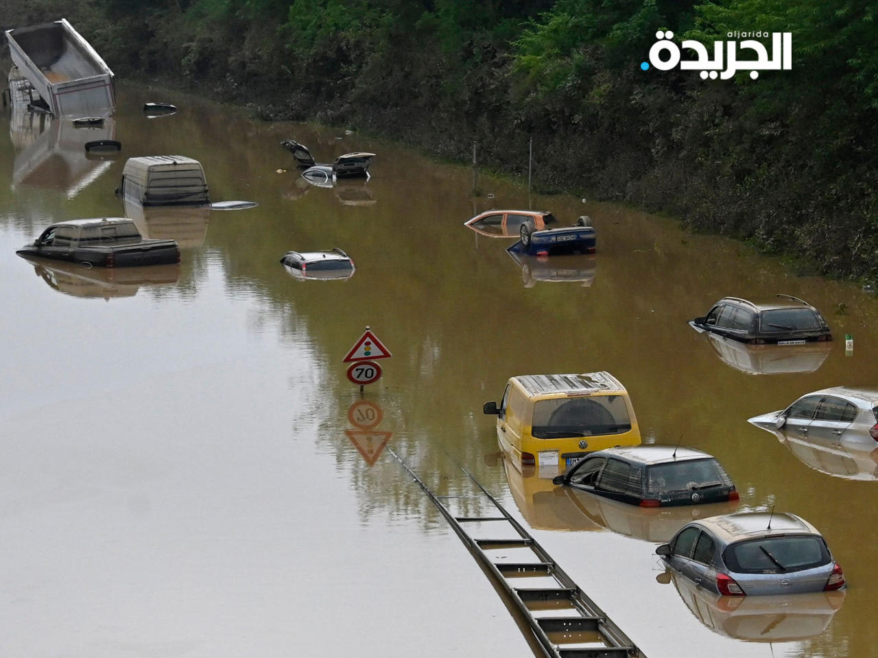 استمرار البحث عن مفقودين في ألمانيا