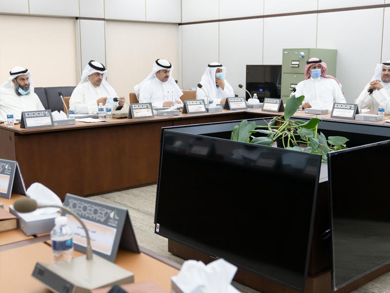 لجنة العرائض والشكاوىn