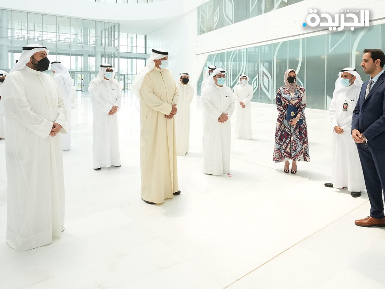 الخالد خلال جولته التفقدية لمستشفى الجهراء