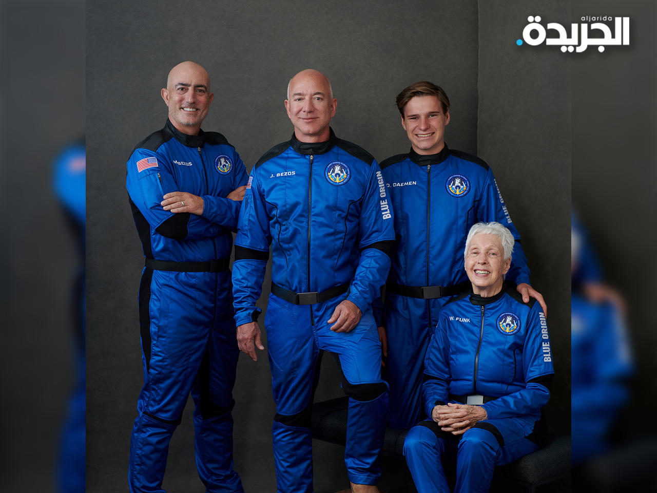 الملياردير الأمريكي بيزوس ينطلق في أول رحلة لشركته إلى الفضاء
