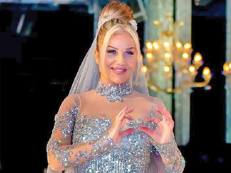 الفنانة اللبنانية ​نيكول سابا​ 