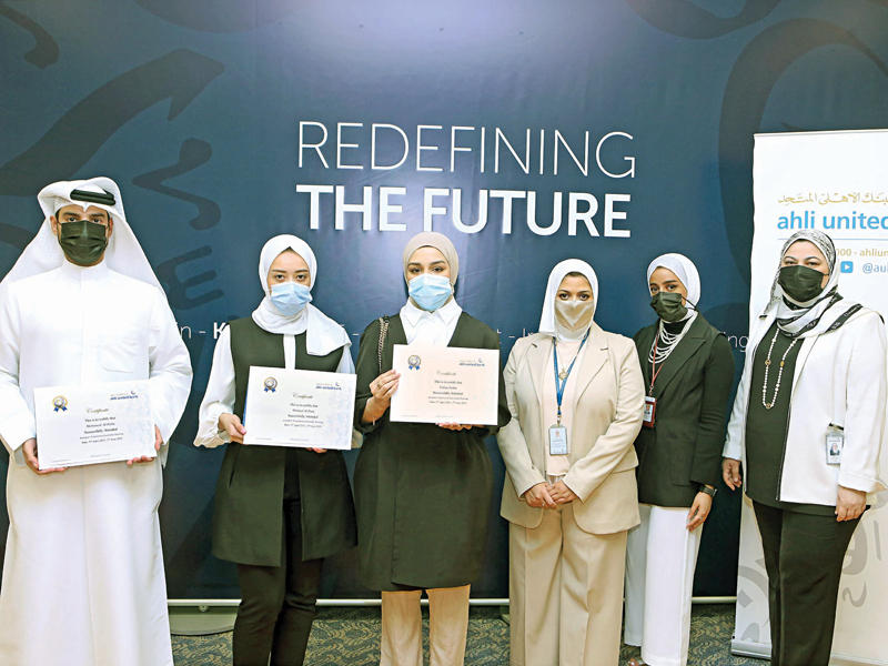 المشاركون في البرنامج التدريبيn