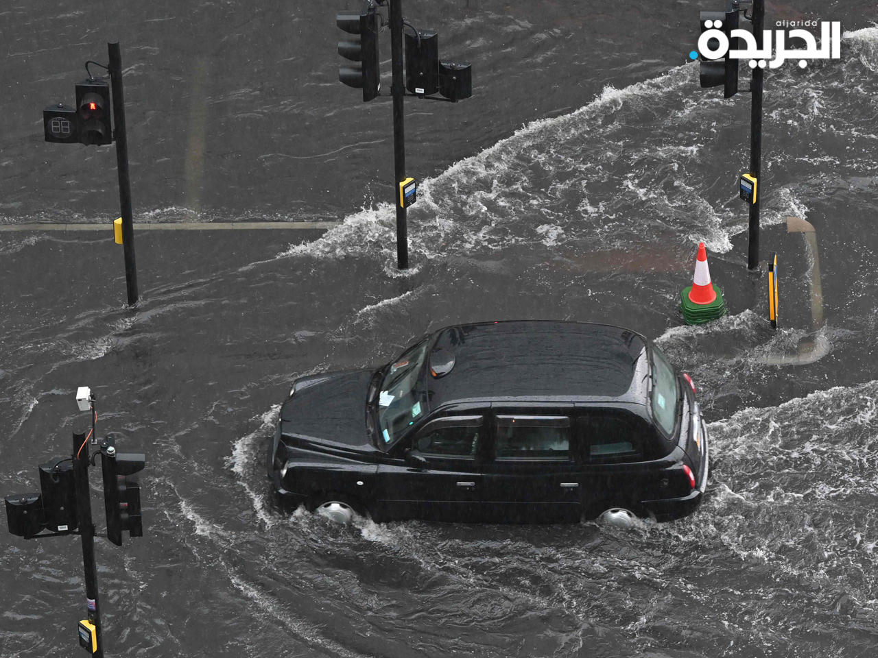 الفيضانات تصل لندن