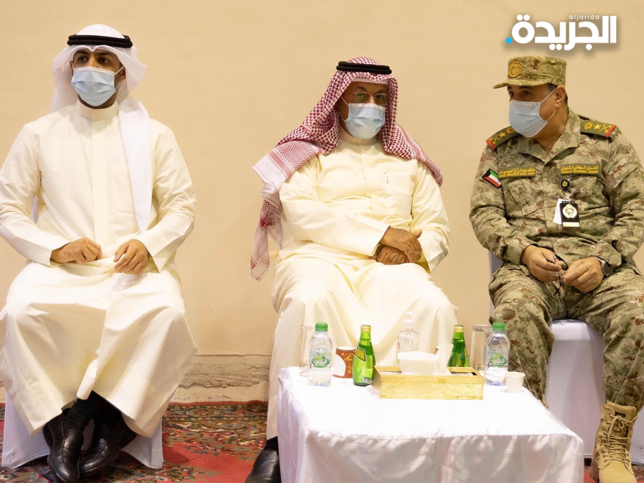 الشيخ أحمد نواف الأحمد والفريق الركن مهندس هاشم عبد الرزاق