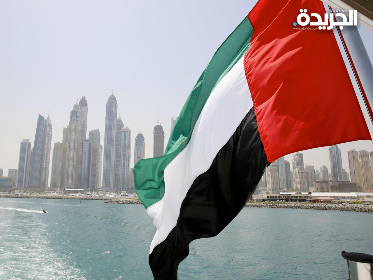 الإمارات تدعو الأطباء المقيمين فيها إلى التقدم للحصول على الإقامة الذهبية