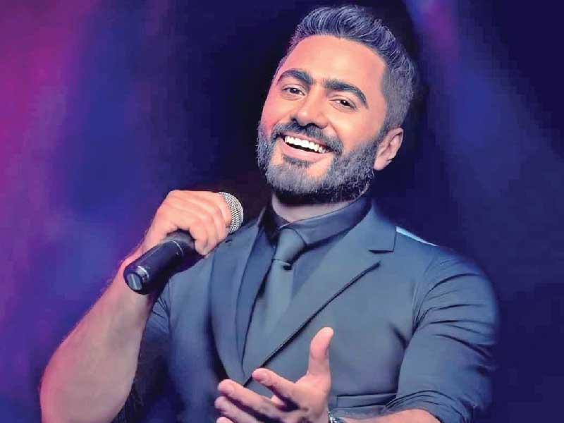 المغني تامر حسني