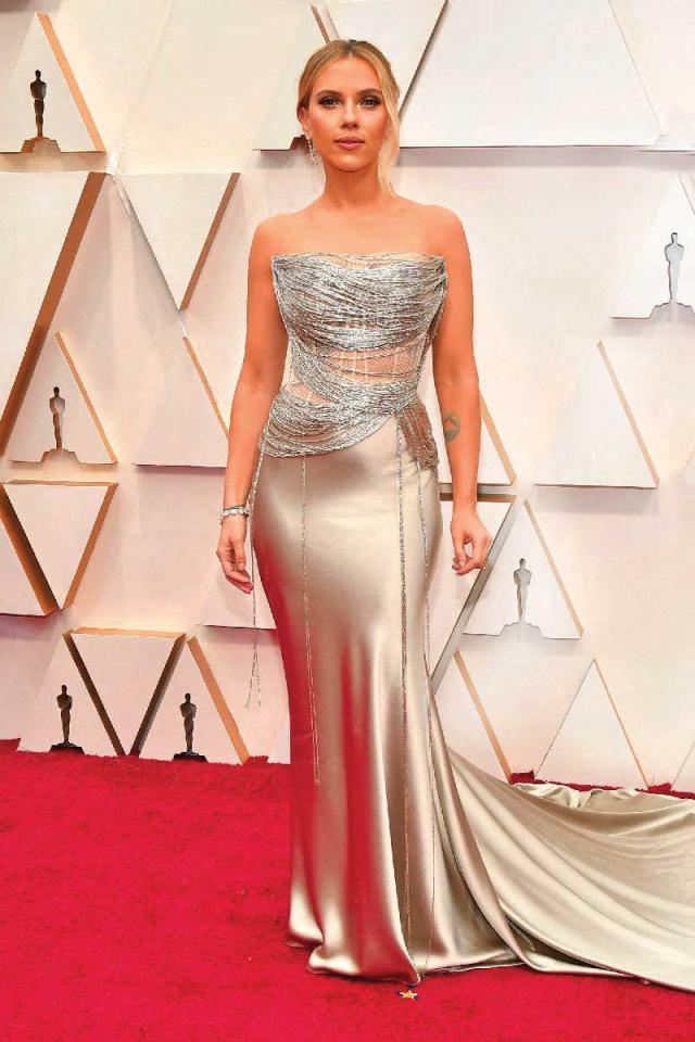 الممثلة سكارليت جوهانسن 