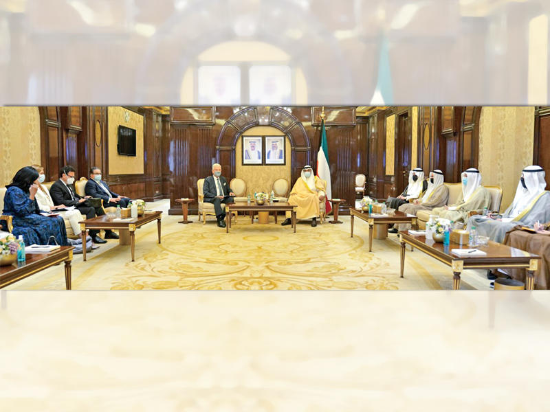 رئيس مجلس الوزراء سمو الشيخ صباح الخالد  مستقبلاً رئيس الدورة الـ 75 للجمعية العامة للأمم المتحدة فولكان بوزكير أمس