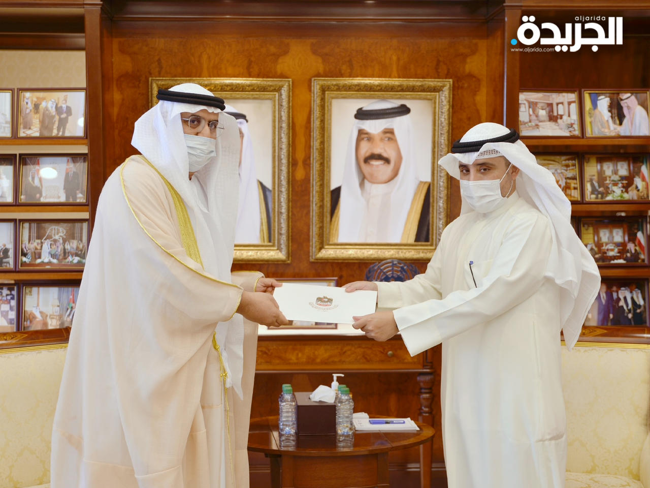 الناصر يتسلم رسالة خطية من نظيره الإماراتي