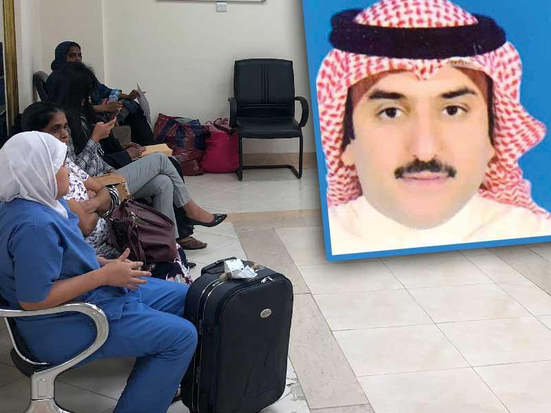 عاملات بانتظار إكمال بعض الإجراءات الورقية ويظهر في الإطار  رئيس اللجنة التطوعية لدراسة أوضاع العمالة المنزلية في البلاد، بسام الشمري