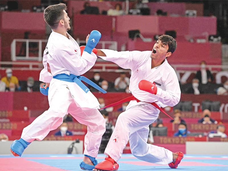  الأردني عبدالرحمن المصاطفة خلال نزال الدور قبل النهائي 