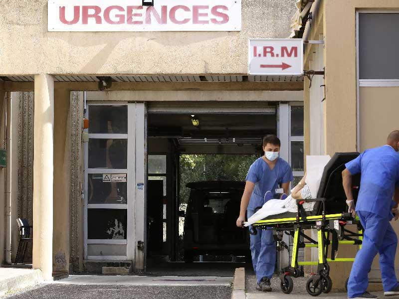 نقل مريض فيروس كورونا - فرنسا 