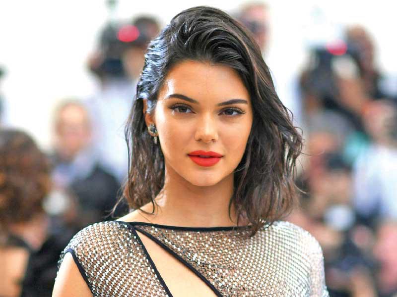 عارضة الأزياء الأميركية كيندال جينر