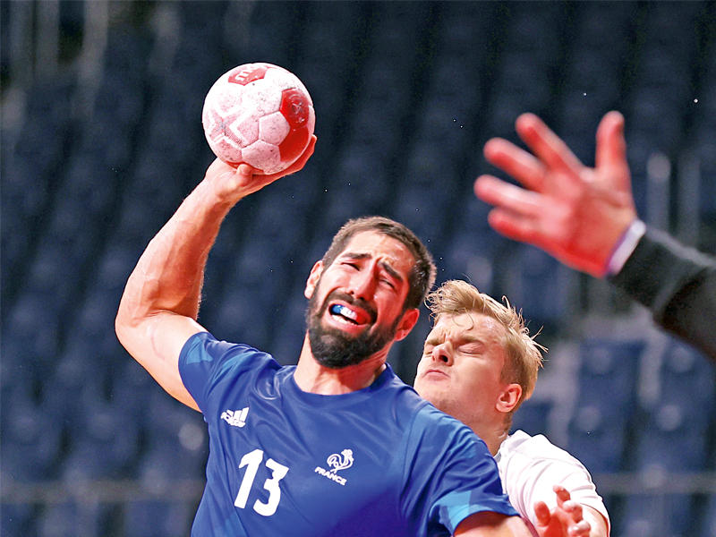 كاراباتيتش خلال المباراة