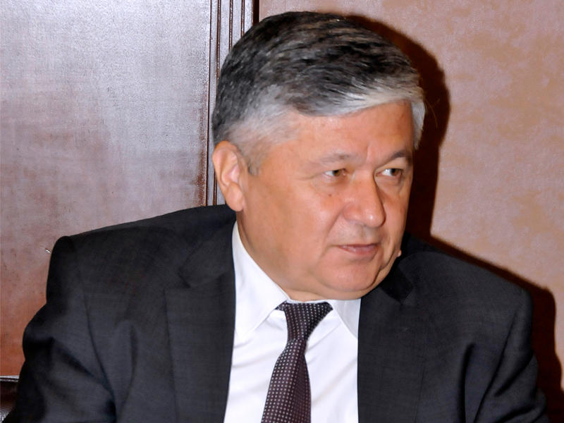  سفير جمهورية أوزبكستان لدى البلاد بهرمجان أعلايوف