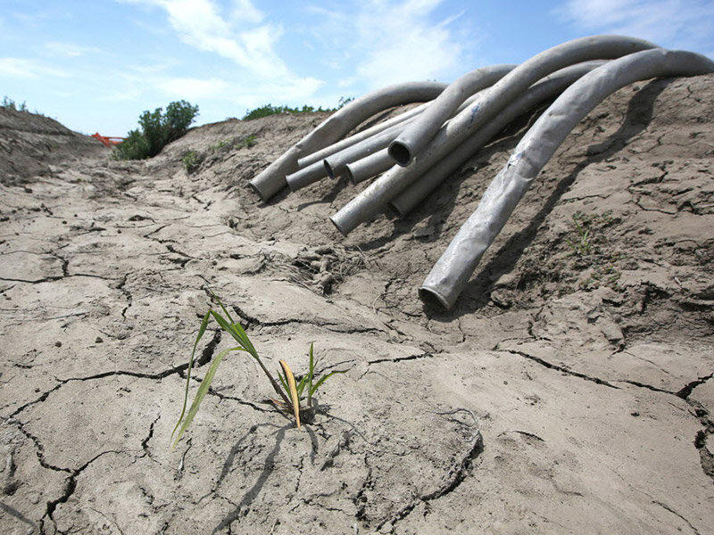 جفاف وديان وسط كاليفورنيا