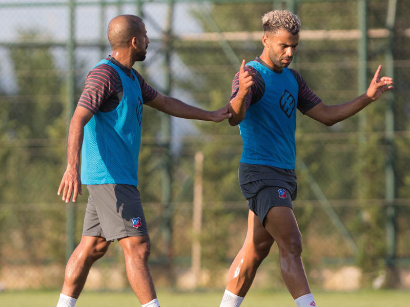 جانب من التدريبات