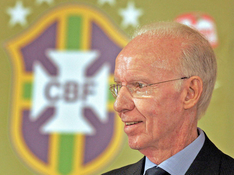 واللاعب الدولي السابق، ماريو زاجالو