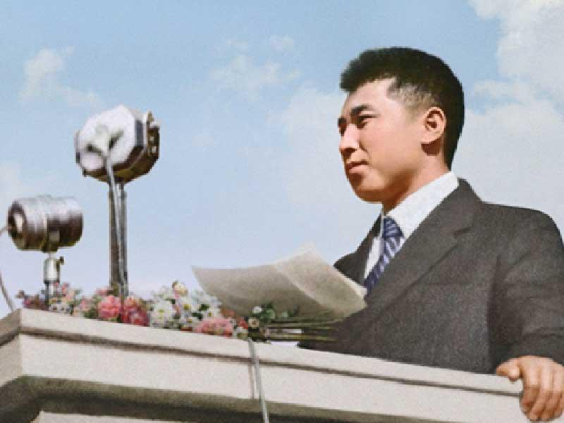 الرئيس الكوري الراحل سونغ يلقي خطاب الاستقلال