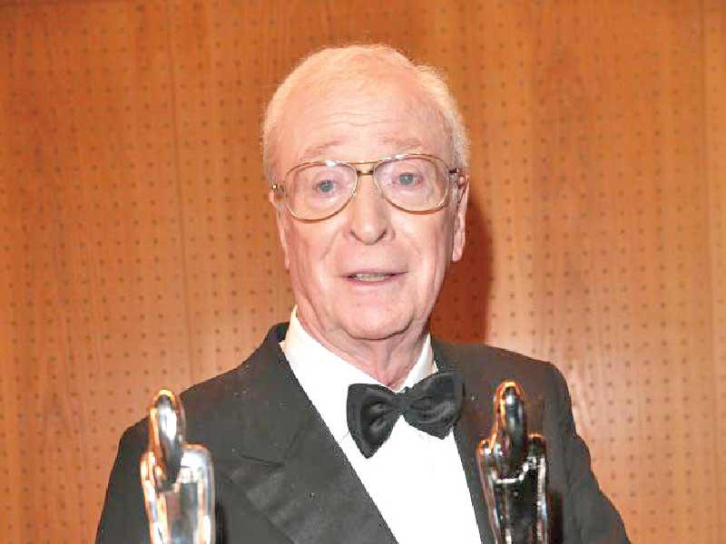 الممثل الإنكليزي مايكل كين