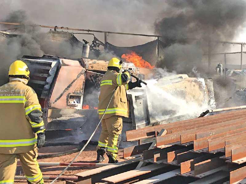 حريق بمصنع للبلاستيك  بجبل علي في دبي
