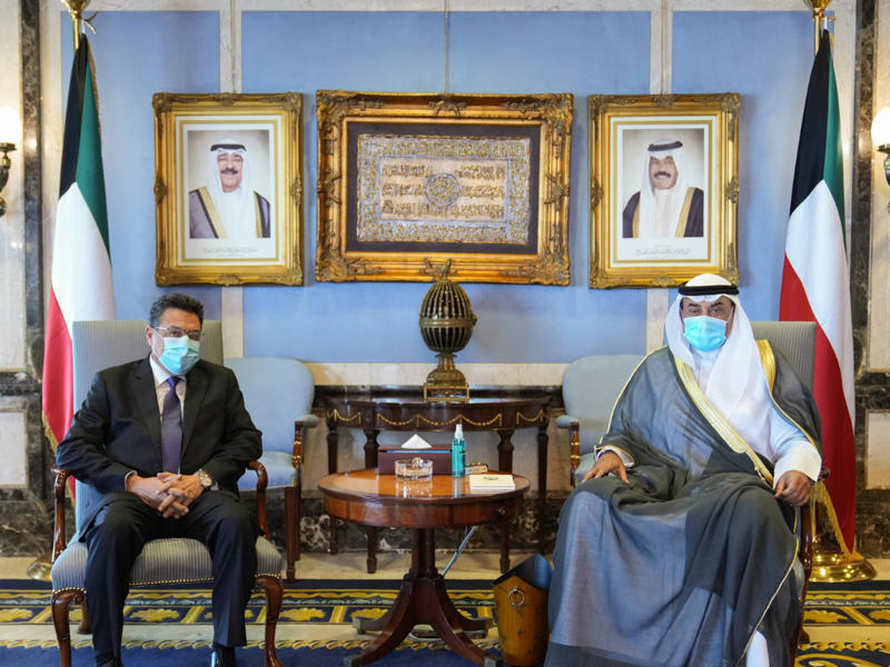 رئيس مجلس الوزراء، سمو الشيخ صباح الخالد مستقبلاً السفير المصري أمس