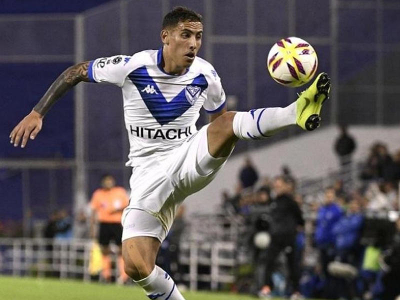  المدافع الأرجنيتني بارايان كوفري