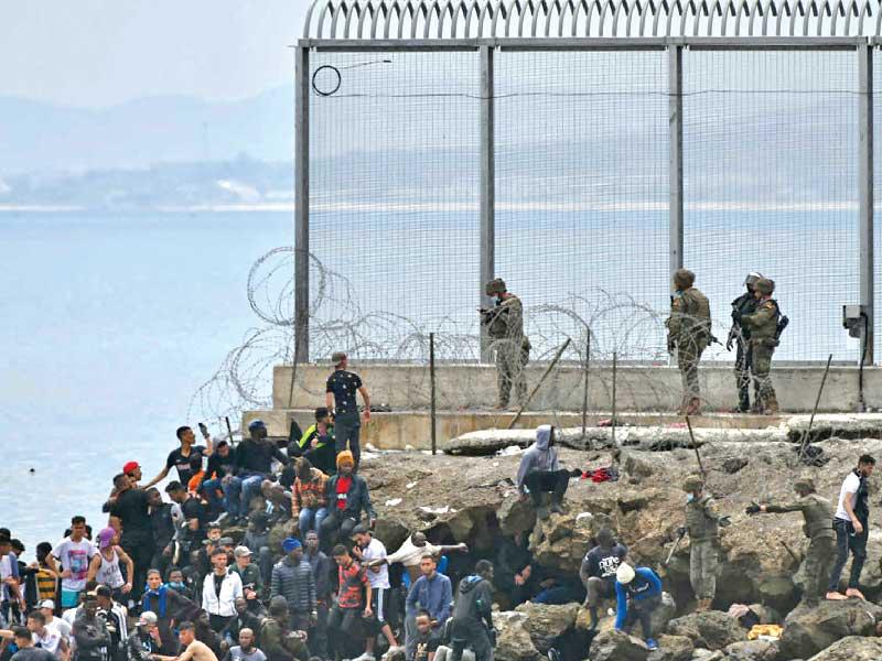 إسبانيا تطرد 800 قاصر للمغربn