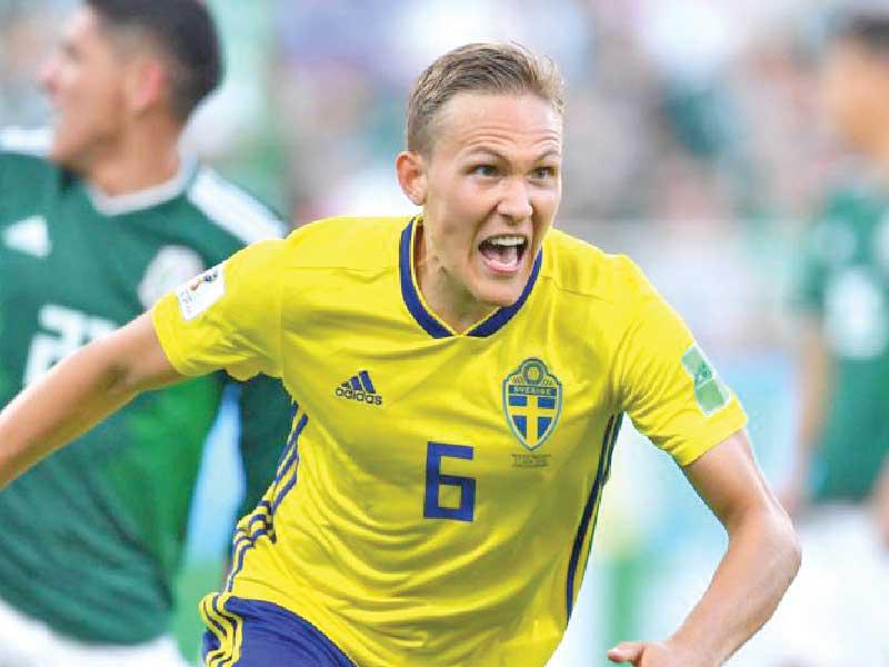  الظهير الأيسر السويدي لودفيج أوجستينسون